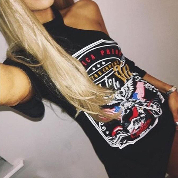 Много стилна и екстравагантна дамска дълга блуза тип туника с интересна апликация