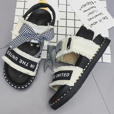 Σανδάλια για το καλοκαίρι με όμορφο καρό κορδόνι