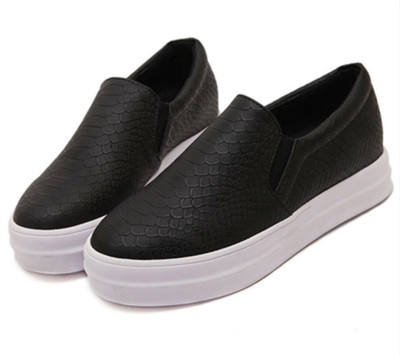 Κομψή και πολύ όμορφες κυρίες loafers υψηλό πέντε εκατοστά podmetka- 2tsvyata