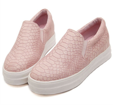 Κομψή και πολύ όμορφες κυρίες loafers υψηλό πέντε εκατοστά podmetka- 2tsvyata