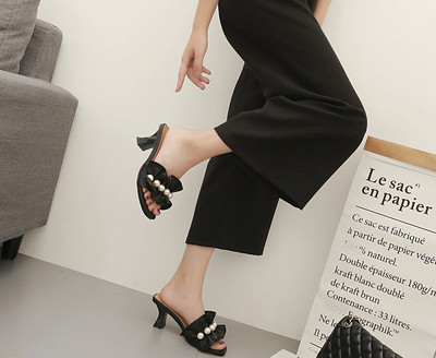 Γυναικείες παντόφλες με όμορφα μαργαριτάρια ύψους 3 χρώματα