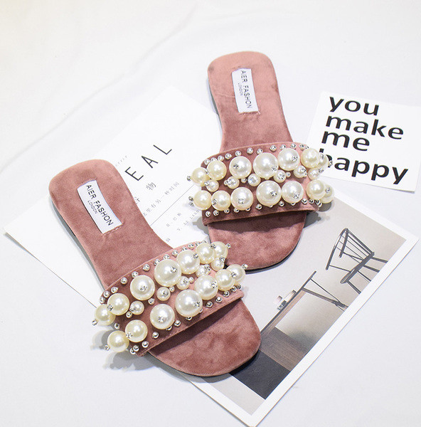 Γυναικείες παντόφλες σουέτ με μεγάλες χάντρες - 3 χρώματα