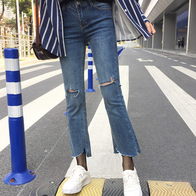 Πανέμορφα τζιν παντελόνια με δαντελωτά άκρα