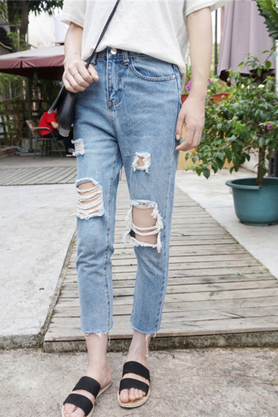 Μοντέρνα γυναικεία τζιν  Boyfriend 