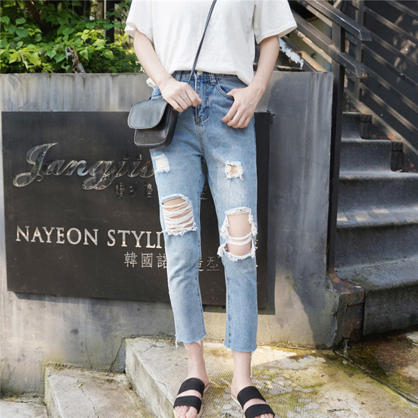 Μοντέρνα γυναικεία τζιν  Boyfriend 