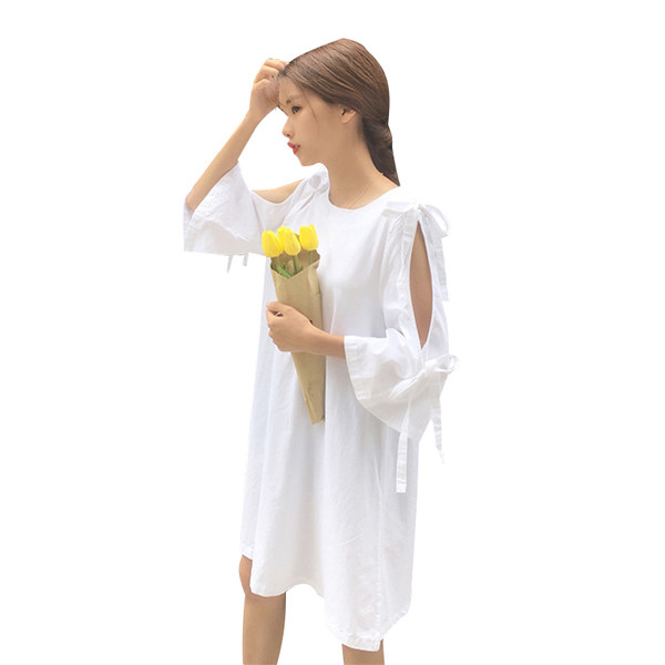 Πολύ κομψή  μακρύ μπλούζα τύπου πουκάμισο με γυμνά στοιχεία μανίκι