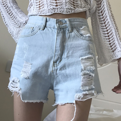 Σύγχρονη κυρίες σύντομο παντελόνι τζιν με razrafani κίνητρα