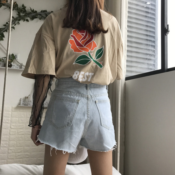 Σύγχρονη κυρίες σύντομο παντελόνι τζιν με razrafani κίνητρα