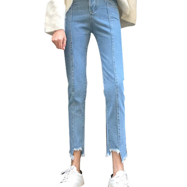 Γυναικεία  παντελόνια τζιν με 7/8  μήκος  και υψηλή μέση