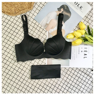 Κομψό κυρίες λεπτό σετ σουτιέν σε μια ποικιλία χρωμάτων