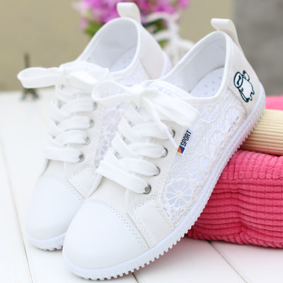 Πολύ φρέσκα καλοκαιρινά γυναικεία παπούτσια με ένα δίχτυ - κατάλληλα για τις ζεστές καλοκαιρινές ημέρες