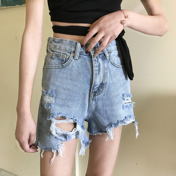 Стилни разръфани дамски къси панталони с висока талия