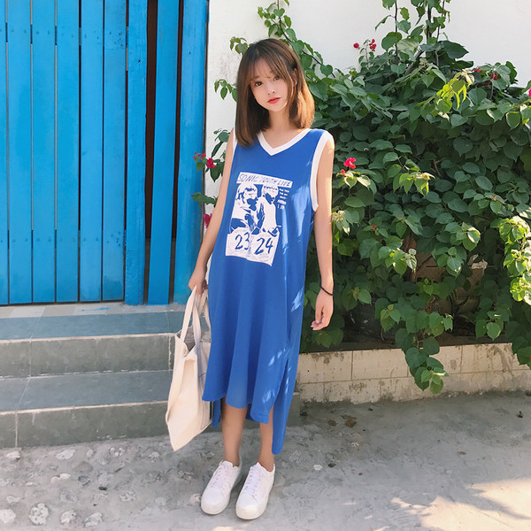 Πολλά ενδιαφέροντα και βολικό γυναίκες καθημερινά φόρεμα με V-neck - 3 χρώματα