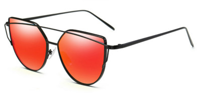 γυαλιά Πολλές κομψό γυναικών σε πολλά διαφορετικά χρώματα