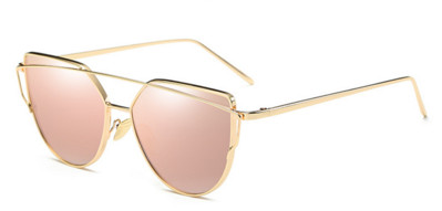 γυαλιά Πολλές κομψό γυναικών σε πολλά διαφορετικά χρώματα