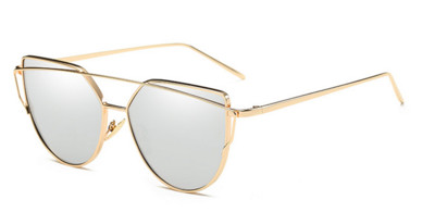 γυαλιά Πολλές κομψό γυναικών σε πολλά διαφορετικά χρώματα