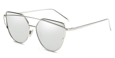 γυαλιά Πολλές κομψό γυναικών σε πολλά διαφορετικά χρώματα