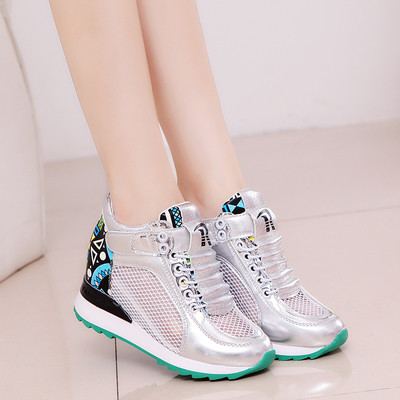 Γυναικεία αναπνεύσιμα πάνινα παπούτσια με κορδόνια και λουράκια βελκρό με σχέδια - 2 χρώματα