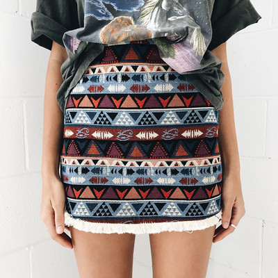 φούστα Κομψή καθημερινή κυρίες με χρωματιστά γεωμετρικά σχήματα και βλεφαρίδες