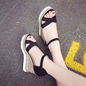 Μεγάλη πολύχρωμο κυρίες σανδάλια υψηλής πλατφόρμα - 8 χρώματα