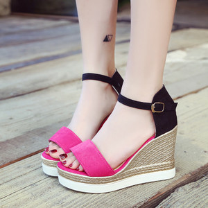 Μεγάλη πολύχρωμο κυρίες σανδάλια υψηλής πλατφόρμα - 8 χρώματα