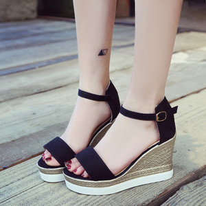 Μεγάλη πολύχρωμο κυρίες σανδάλια υψηλής πλατφόρμα - 8 χρώματα