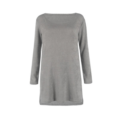 Πολύ ευγενής κυρίες μπλούζα τύπου χιτώνα με μακριά μανίκια και πολύ ενδιαφέρουσα φερμουάρ και στις δύο πλευρές