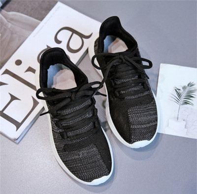 Πολύ άνετα γυναικεία αθλητικά πάνινα παπούτσια με ψηλή σόλα και κορδόνια