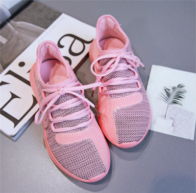 Πολύ άνετα γυναικεία αθλητικά πάνινα παπούτσια με ψηλή σόλα και κορδόνια