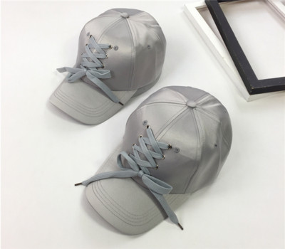 Μεγάλη κυρίες ρυθμιζόμενο καπέλο του μπέιζμπολ