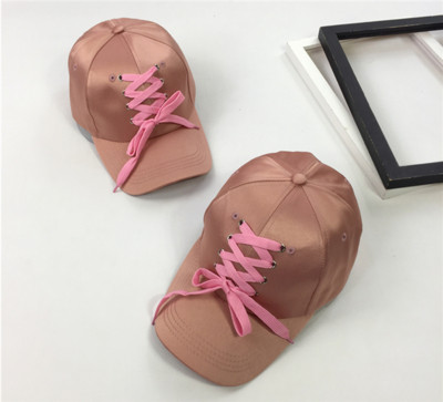 Μεγάλη κυρίες ρυθμιζόμενο καπέλο του μπέιζμπολ