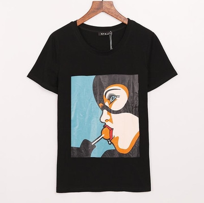 Sport-κομψές κυρίες T-shirt με κοντά μανίκια ενδιαφέρον σφραγίδα