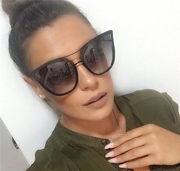 Πολλές γυναίκες γυαλιά ηλίου κομψά - 7 χρώματα