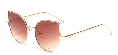 γυαλιά ηλίου Πολλές κομψό γυναικών σε τέσσερα διαφορετικά χρώματα