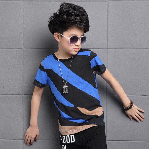 Παιδικό καλοκαιρινό σετ από δύο κομμάτια για αγόρια με κοντό μανίκι T-shirt και σορτς δύο νέα μοντέλα