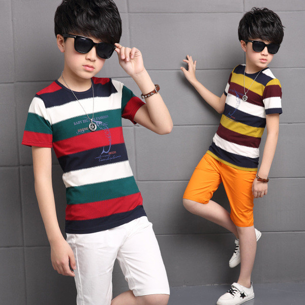 Άνετο  παιδικό σετ - μπλούζα και σορτς με δύο μανίκια σε δύο σχέδια