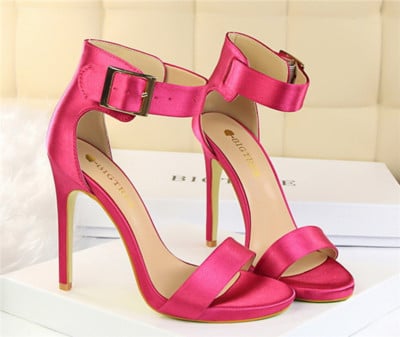 Μεγάλη κυρίες σανδάλια με ψηλά τακούνια - 8 χρώματα