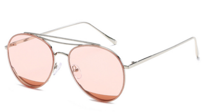 γυαλιά ηλίου Πολύ ενδιαφέρουσα και κομψό γυναικών μοντέλο Aviator