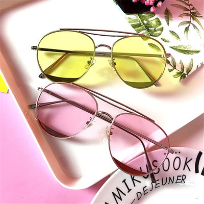 Много интересни и стилни дамски слънчеви очила модел Авиатор