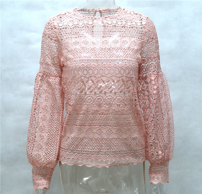 Μια μεγάλη και πολύ ευγενής κυρίες πλεκτή μπλούζα με δαντέλα, κατάλληλο για την παραλία - 3 χρώματα