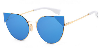 γυαλιά ηλίου Πολλές κομψό γυναίκες με ενδιαφέρουσα μορφή του γυαλιού