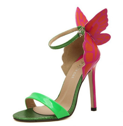 Μεγάλη κυρίες σανδάλια με ενδιαφέρουσα διακόσμηση (ειδώλια σε σχήμα πεταλούδας) - 3 χρώματα