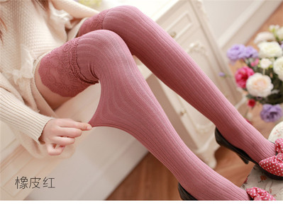 κάλτσες Πολύ όμορφο και κομψό γυναικών με δαντέλα στο άνω άκρο