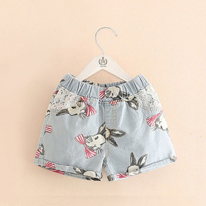 Сладки детски къси панталонки за момичета с декорация на анимамция зайче