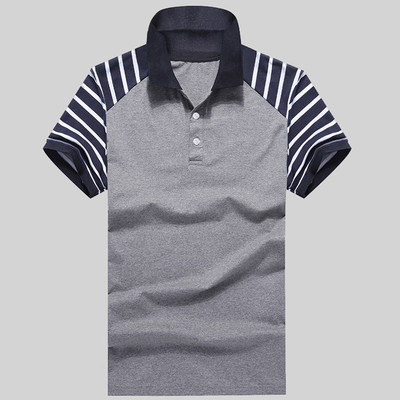 Γκρι T-shirt με μπλε μανίκια και ριγέ ζιβάγκο