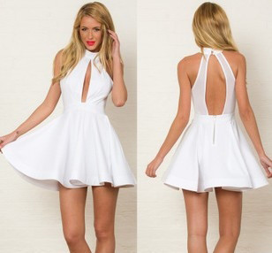 Κυρίες κομψό φόρεμα με γυμνή πλάτη και μεγάλη από τη μέση και κάτω