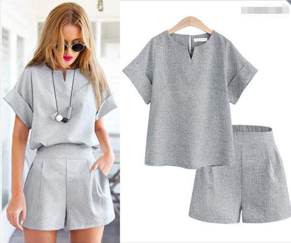 Κομψό γυναικεία σετ δύο τεμαχίων - φαρδιά παντελόνια και κοντή μπλούζα σε διάφορα χρώματα