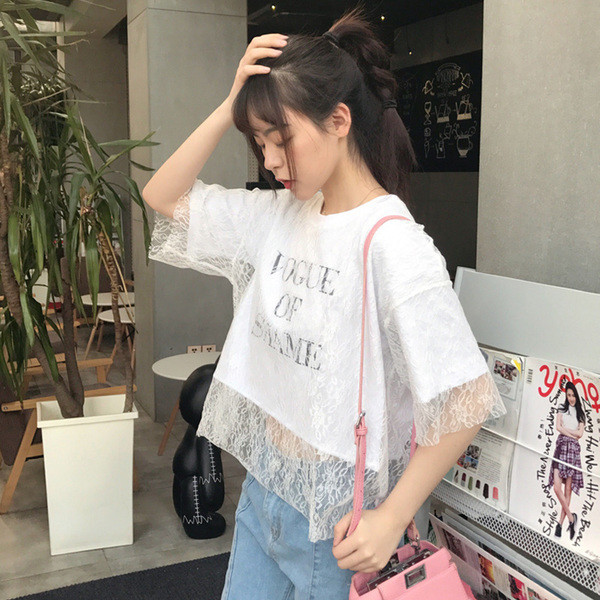 Καλοκαίρι κυρίες μπλούζα με διακόσμηση δαντέλας και επιγραφές σε λευκό και ροζ