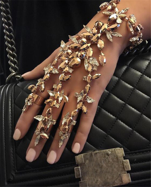 Страхотна гривна, стигаща до пръстите - няколко цвята