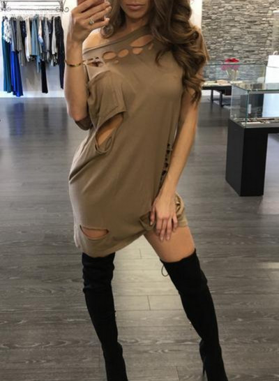 Πολύ ενδιαφέρουσα και κομψό κυρίες φόρεμα σε δύο διαφορετικά χρώματα - κατάλληλο για κάθε περίσταση